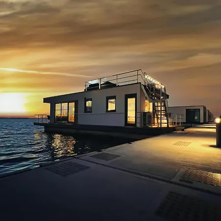 Floatinghouse Mein Lieblingsboot