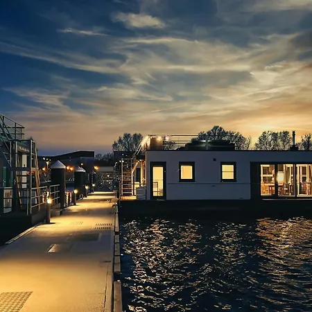 Floatinghouse Mein Lieblingsboot
